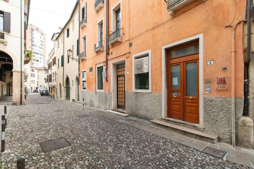 Enjoy Home - Appartamento Orologio, Piazza Dei Signori Падуя Экстерьер фото